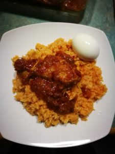 Tomato rice with red chilli chicken