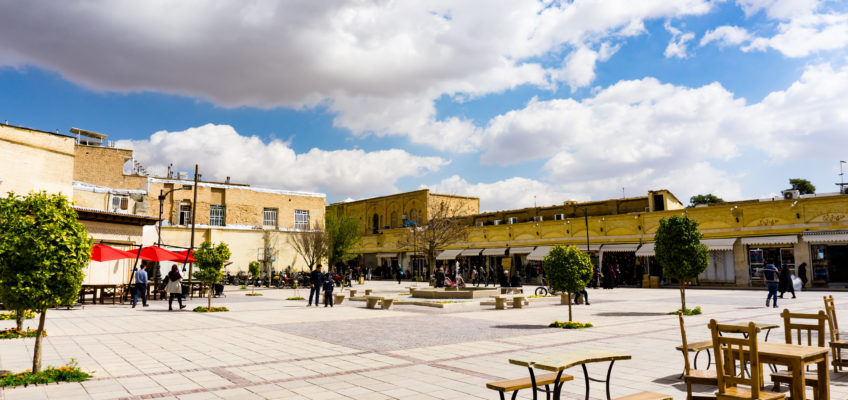 Vakil Bazaar from outside